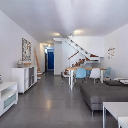 Flatguest * * Terrace * Bbq Appartamento *